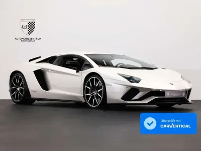 Gebraucht Lamborghini Aventador 741 PS (545 kW) 2017 Balloon white Coupé