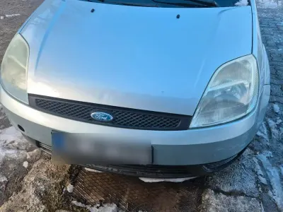 Gebraucht Ford Fiesta 64 PS (47 kW) 2003 Kleinwagen