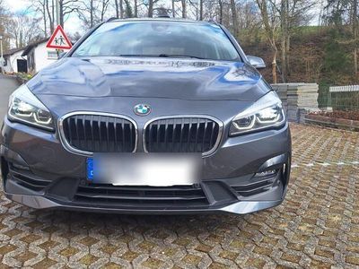 BMW 218