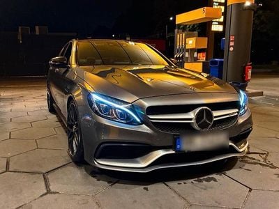 Mercedes C63 AMG