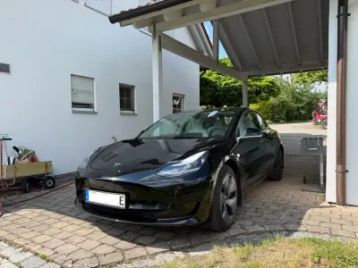 Gebraucht Tesla Model 3 Standard Range Plus 239 kW (325 PS) 2020 Schwarz Limousine