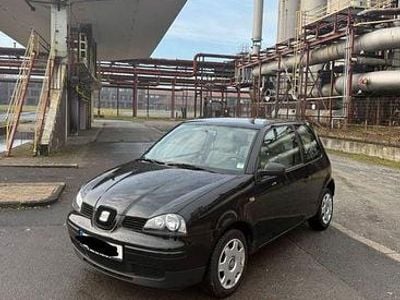 Schwarz Gebraucht 2002 Seat Arosa Stella Kleinwagen | 1.299 € (Fairer Preis)