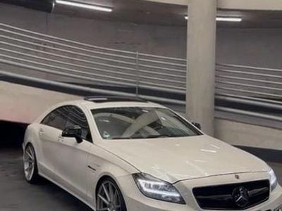 Gebraucht Mercedes CLS63 AMG AMG 557 PS (409 kW) 2011 Weiß Limousine
