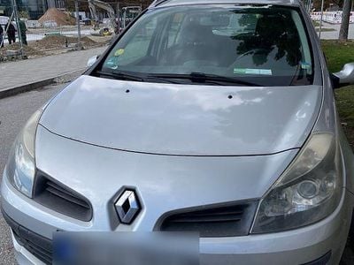 Silber Gebraucht 2008 Renault Clio II Limousine | 2.299 € (Fairer Preis)