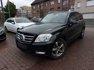Gebraucht Mercedes GLK250 204 PS (150 kW) 2010 Schwarz SUV