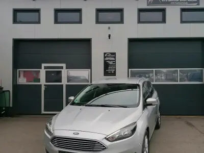 Gebraucht Ford Focus Titanium 120 PS (88 kW) 2015 Silber Kombi