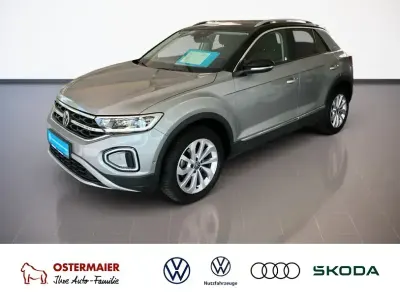 Gebraucht VW T-Roc Style 150 PS (110 kW) 2023 Pyrit silber SUV