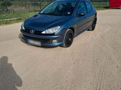 Gebraucht Peugeot 206 68 PS (50 kW) 2006 Grau Kleinwagen