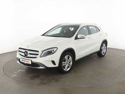 Gebraucht Mercedes GLA200 Urban 156 PS (114 kW) 2016 Weiß SUV