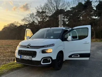 Gebraucht Citroën Berlingo Shine 131 PS (96 kW) 2019 Weiß Van / Kleinbus