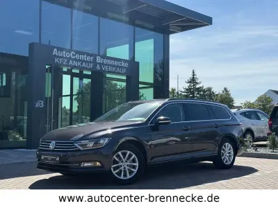 Gebraucht VW Passat Comfortline 150 PS (110 kW) 2018 Grau Kombi