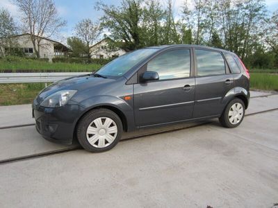 gebraucht Ford Fiesta 1,4 16V TÜV 06,2024