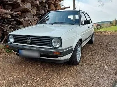 Gebraucht VW Golf II 69 PS (50 kW) 1989 Weiß Kleinwagen