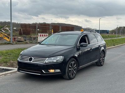 Gebraucht VW Passat 140 PS (102 kW) 2012 Schwarz Kombi