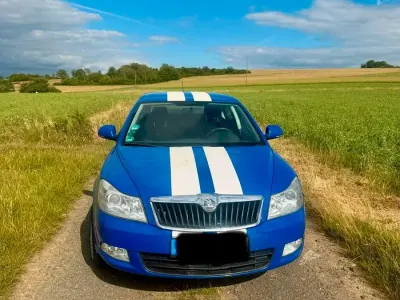 Gebraucht Skoda Octavia 85 PS (62 kW) 2009 Blau Limousine