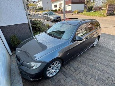 Gebraucht BMW 320 150 PS (110 kW) 2006 Grau Kombi