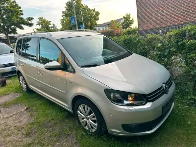 Gebraucht VW Touran 105 PS (77 kW) 2015 Grau Van / Kleinbus