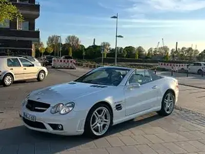 Używany Mercedes SL55 AMG AMG 517 KM (380 kW) 2006 Biały Kabriolet