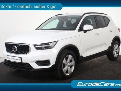 Gebraucht Volvo XC40 Momentum 156 PS (114 kW) 2022 Weiß SUV