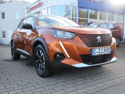 Gebraucht Peugeot e-2008 Allure 100 kW (136 PS) 2022 Orange SUV