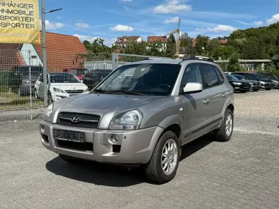 Gebraucht Hyundai Tucson GLS 175 PS (128 kW) 2007 Silber SUV