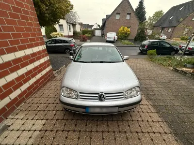 Gebraucht VW Golf IV 105 PS (77 kW) 2002 Silber Limousine