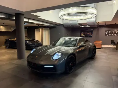 Gebraucht Porsche 911 Carrera 4S 450 PS (330 kW) 2020 Grün Coupé