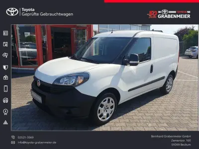 Gebraucht Fiat Doblò 95 PS (69 kW) 2019 Weiß Van / Kleinbus