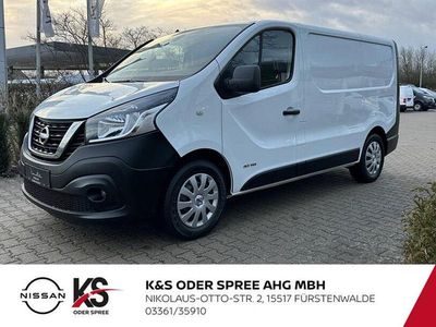 Weiss Gebraucht 2021 Nissan NV300 Van | 19.990 € (Teuer)