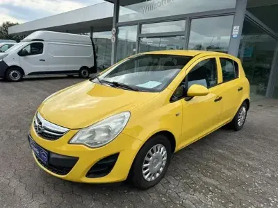 Gebraucht Opel Corsa Selection 86 PS (63 kW) 2012 Andere Limousine