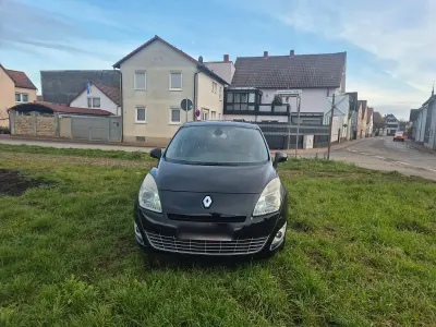 Gebraucht Renault Scénic III 140 PS (102 kW) 2011 Schwarz Van / Kleinbus