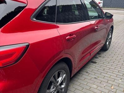 Gebraucht Ford Kuga ST-Line 150 PS (110 kW) 2021 Rot SUV