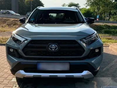 Gebraucht Toyota RAV4 Hybrid 222 PS (163 kW) 2022 SUV