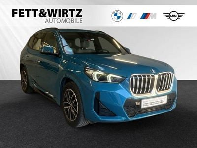 Gebraucht BMW X1 M Sport 163 PS (119 kW) 2024 Blue bay lagoon metallic SUV
