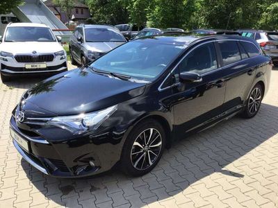 gebraucht Toyota Avensis Touring Sports 1.8 Team Deutschland