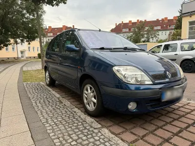 Gebraucht Renault Scénic 115 PS (84 kW) 2001 Blau Van / Kleinbus