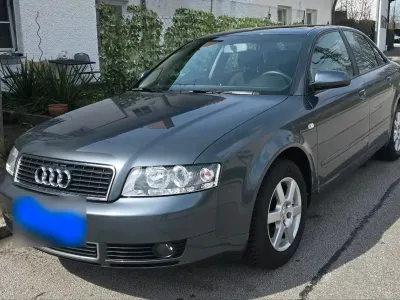 Gebraucht Audi A4 110 PS (80 kW) 2004 Grau Limousine