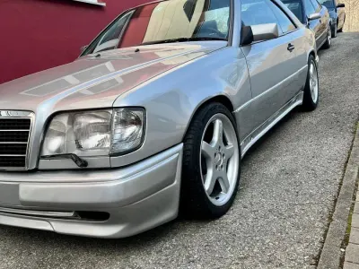 Gebraucht Mercedes E320 AMG 220 PS (161 kW) 1995 Silber Coupé