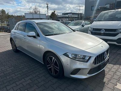 Gebraucht Mercedes A180 Progressive 136 PS (100 kW) 2022 Silber Limousine