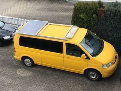 gebraucht VW Caravelle t5 Camper, 5 Sitzer, 2,5 tdi, PV-Anlage 230V 2KW,