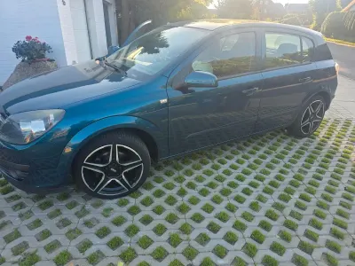 Gebraucht Opel Astra Sport 140 PS (102 kW) 2006 Blau Limousine