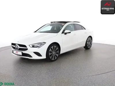 Gebraucht Mercedes CLA200 163 PS (119 kW) 2022 Polarweiss Coupé