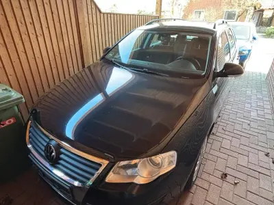 Gebraucht VW Passat 140 PS (102 kW) 2010 Schwarz Kombi