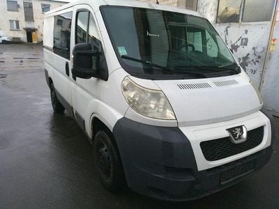 Gebraucht Peugeot Boxer 101 PS (74 kW) 2011 Weiß Van