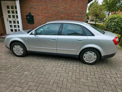 Gebraucht Audi A4 102 PS (75 kW) 2001 Limousine