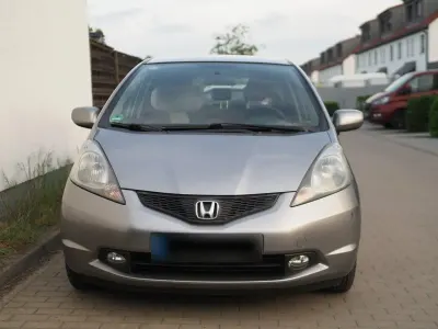 Gebraucht Honda Jazz 90 PS (66 kW) 2010 Silber Kleinwagen