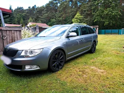 Gebraucht Skoda Superb 170 PS (125 kW) 2013 Andere farben Kombi