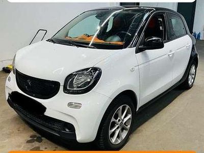 Gebraucht Smart ForFour 71 PS (52 kW) 2016 Schwarz Kleinwagen