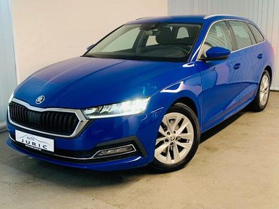 Gebraucht Skoda Octavia First Edition 150 PS (110 kW) 2020 Blau Kombi