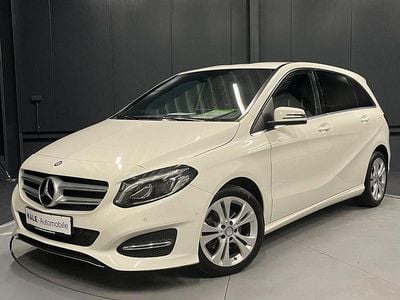 Weiß Gebraucht 2016 Mercedes B180 Urban Van / Kleinbus | 12.890 € (Guter Preis)